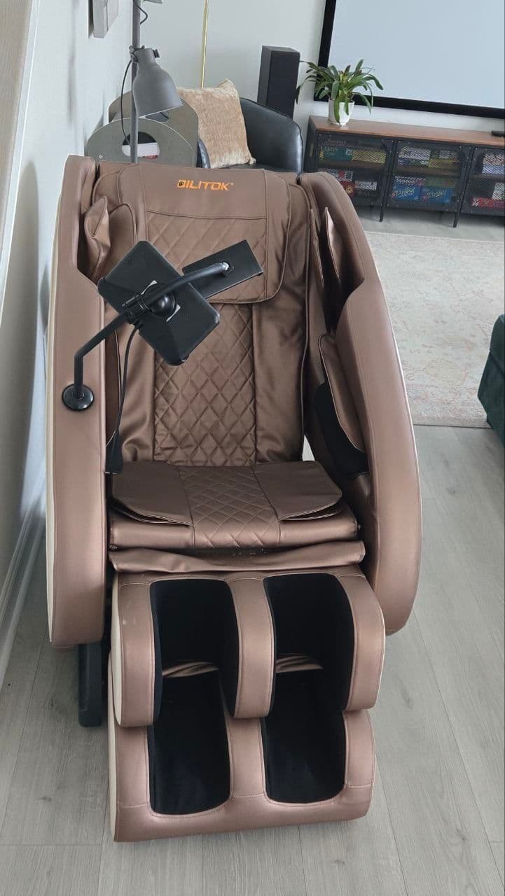 DILITOK Electric Massage Chair with Zero Gravity and Body Scan — thumbnail 2